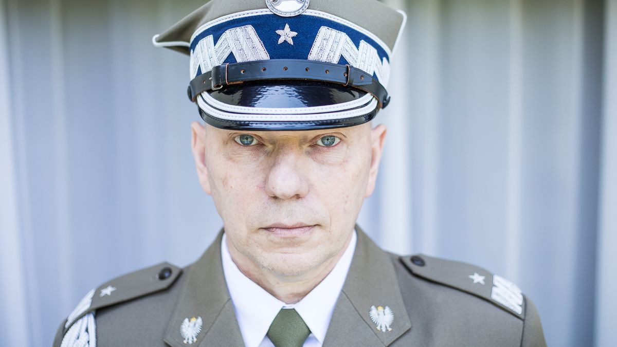 General Piotr Pytel28.06.2021 Gen. Piotr Pytel .  Fot. Jakub Wlodek / Agencja Gazeta Fot. Jakub Wlodek / Agencja Gazetasesja, portret, manual