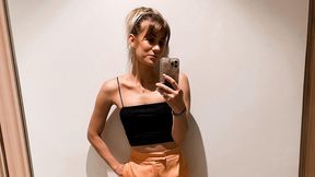 Jest lekarką w Rzeszowie. Jej męża zna wielu Polaków