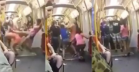 "HIT SIECI": Nastolatki biją się w warszawskim tramwaju!