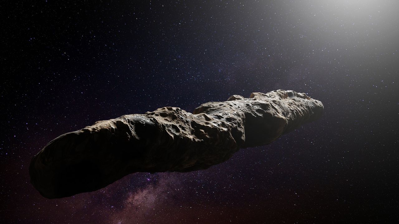 Naukowcy chcą zbadać przybysza spoza Układu Słonecznego - Oumuamua 