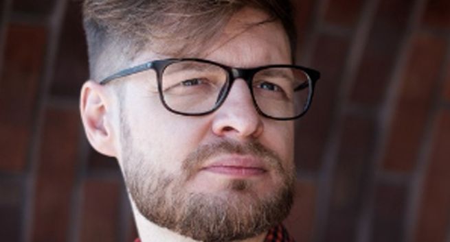 Dziennikarz Radia 357 w dziale zagranicznym TVP Info