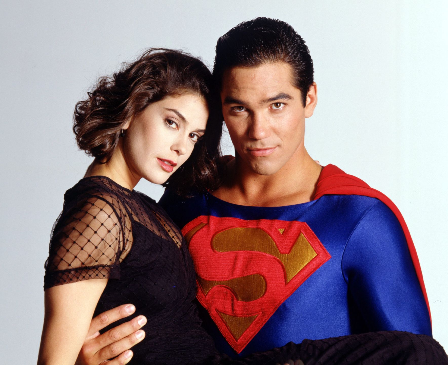 LOIS CLARK THE NEW ADVENTURES OF SUPERMAN
UNITED STATES - AUGUST 16:  LOIS & CLARK: THE NEW ADVENTURES OF SUPERMAN - Ad Gallery - 8/16/94, Teri Hatcher (Lois), Dean Cain (Superman/Clark),  (Photo by ABC Photo Archives/Disney General Entertainment Content via Getty Images)
ABC Photo Archives