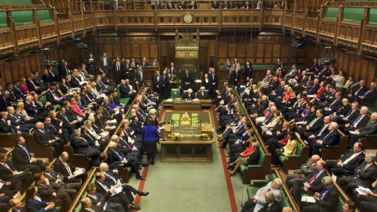 Brytyjscy posłowie mieli zażywać narkotyki w gmachu parlamentu