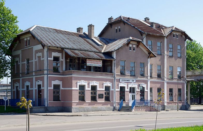 Dworzec w Ostrowcu Świętokrzyskim</br>