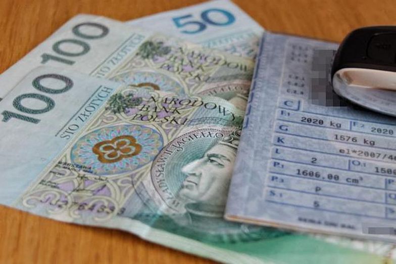 Ubezpieczyciele poprawiają rentowność, ale kierowcy muszą płacić więcej za OC i AC