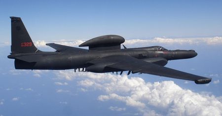Pierwszy taki lot w historii. U-2 był wysoko w powietrzu, gdy aktualizowano jego systemy