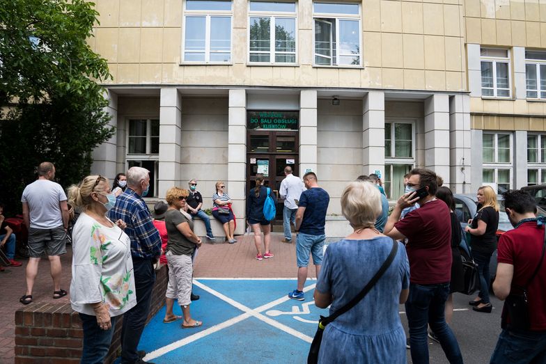 Barometr Nastrojów Konsumenckich w dół. Jesteśmy mniej chętni na zakupy