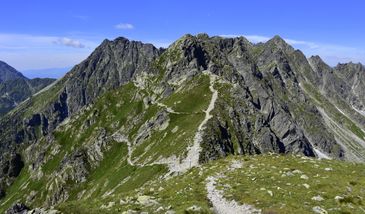 Pierwszy wakacyjny weekend w Tatrach. Pomoc GOPR była konieczna