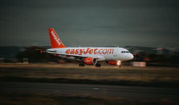 Skandaliczne zachowanie Rosjan. Samolot musiał lądować awaryjnie