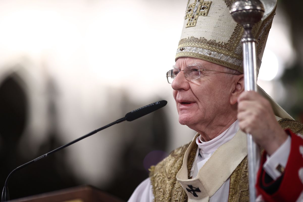 Wstrząsający materiał o Janie Pawle II. Ostra reakcja abp Jędraszewskiego