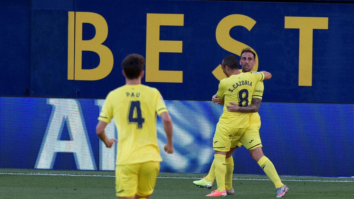 piłkarze Villarreal CF cieszą się z bramki