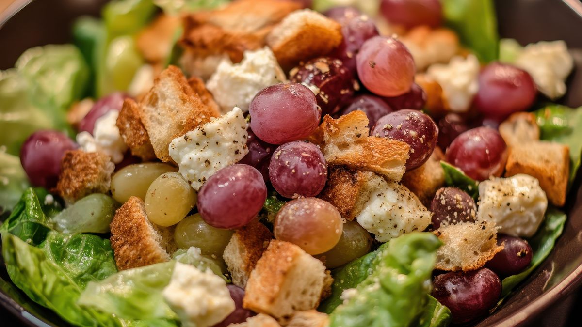 Sałatka z winogronami