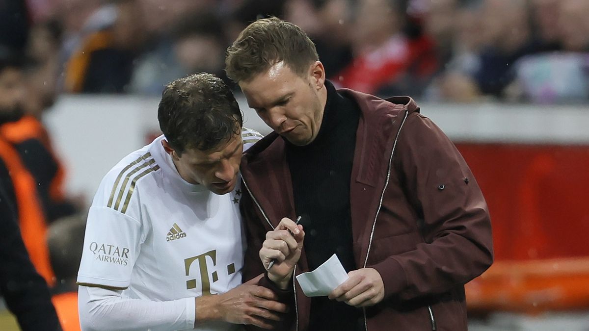 Zdjęcie okładkowe artykułu: Getty Images / Joachim Bywaletz/DeFodi Images / Na zdjęciu: Thomas Muller (z lewej) i Julian Nagelsmann