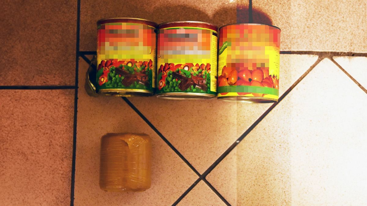 Puszki warte 1,3 mln
