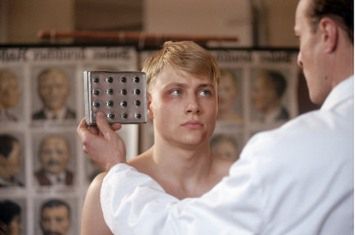 Z bagnetem wśród nazistów, czyli wielcy źli kina pop 2