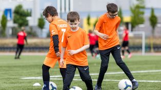 Poznań ponownie stolicą Futbol Plus. Setki młodych piłkarzy wybiegną na boiska