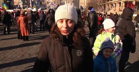 Mobilizacja protestanów na Placu Niepodległości