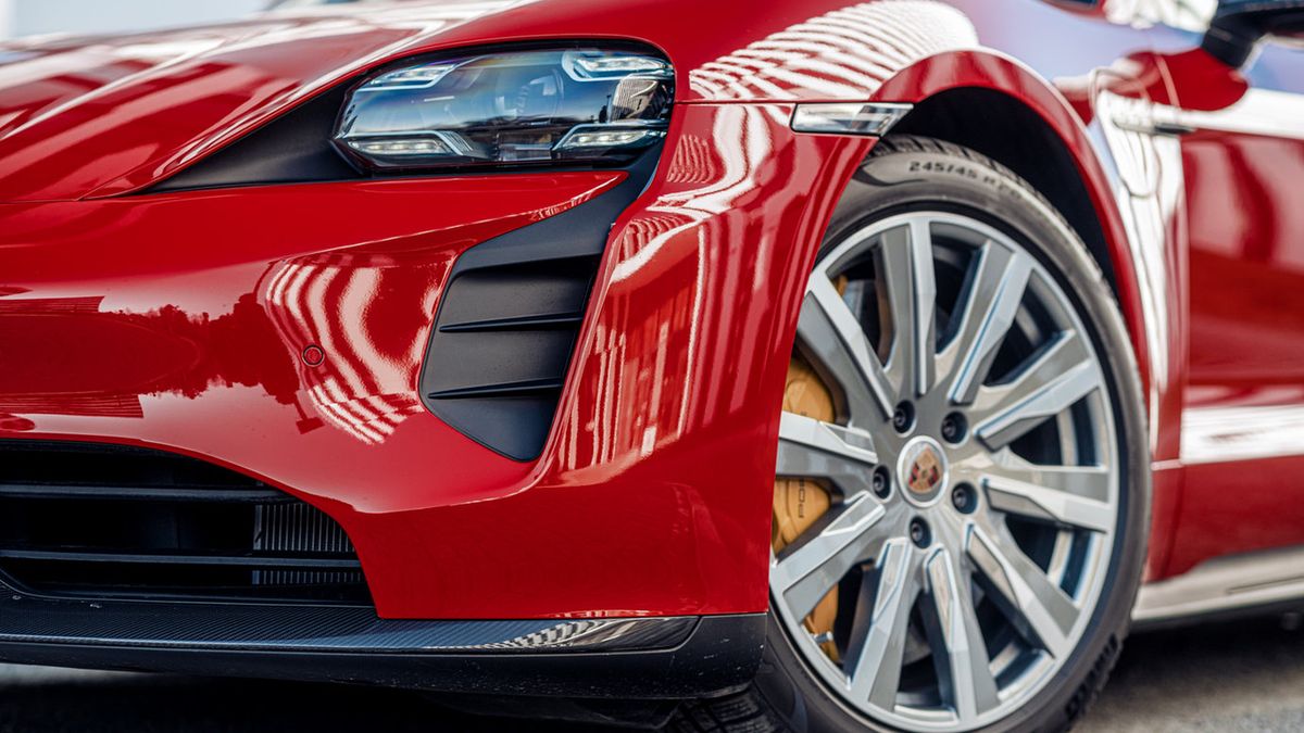 Porsche Taycan zyska nowe rodzeństwo