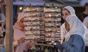 Zarabiają krocie na Arabach odwiedzających Polskę. Bilety po 4 tys. zł