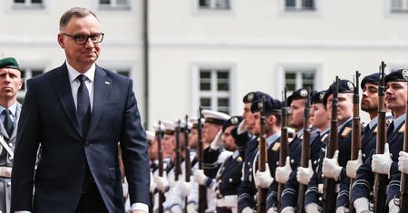 Duda liderem. Najnowsze badanie CBOS o zaufaniu do polityków