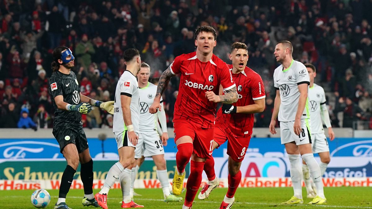 Getty Images / Daniela Porcelli / Na zdjęciu: VfL Wolfsburg przegrał z SC Freiburg 2:3