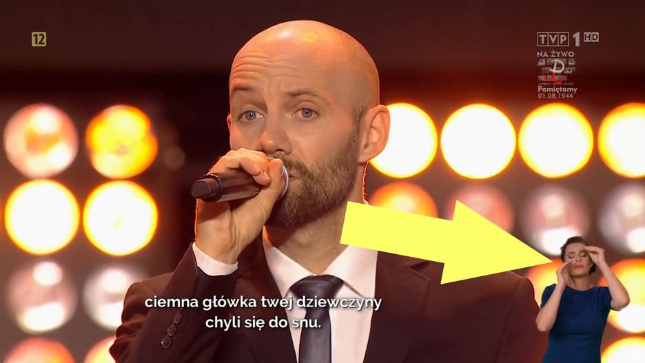 Małgorzata Limanówka była jedną z dwóch tłumaczek jęz. migowego na koncercie 