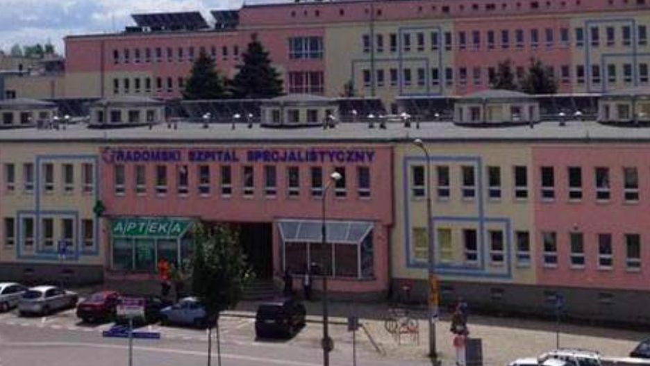 Radom. Kryzys w Radomskim Szpitalu Specjalistycznym im. Tytusa Chałubińskiego. Nie ma łóżek dla pacjentów z koronawirusem