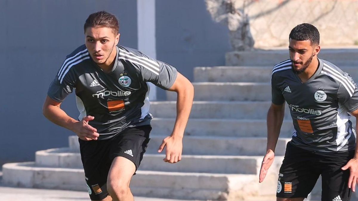 Reprezentanci Algierii w czasie treningu