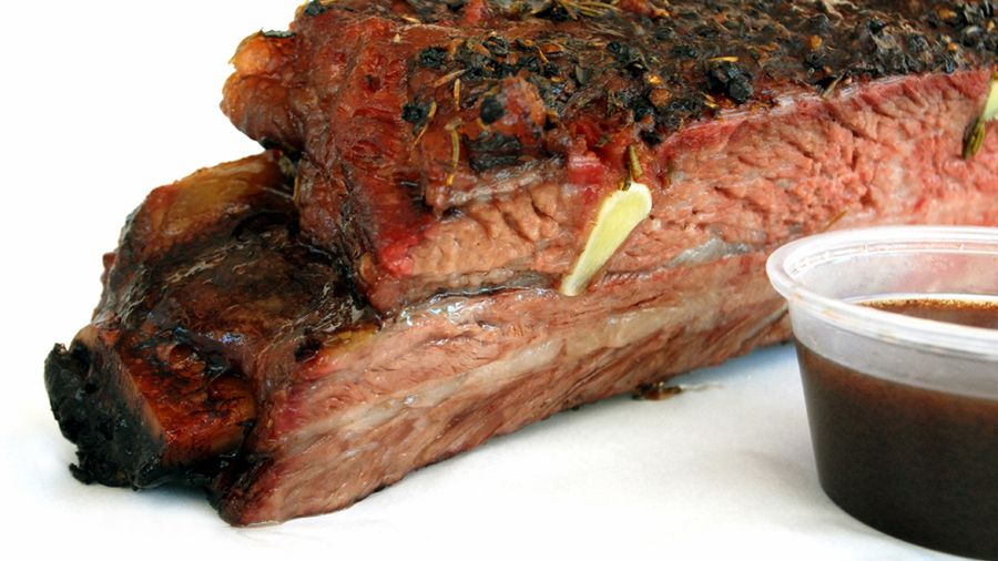 Pieczone żeberka wołowe (mięso i tłuszcz, III klasa mięsa)