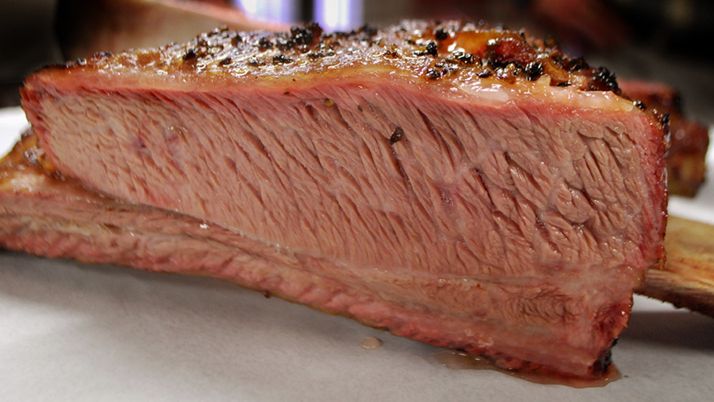 Pieczone żeberka wołowe (samo mięso)