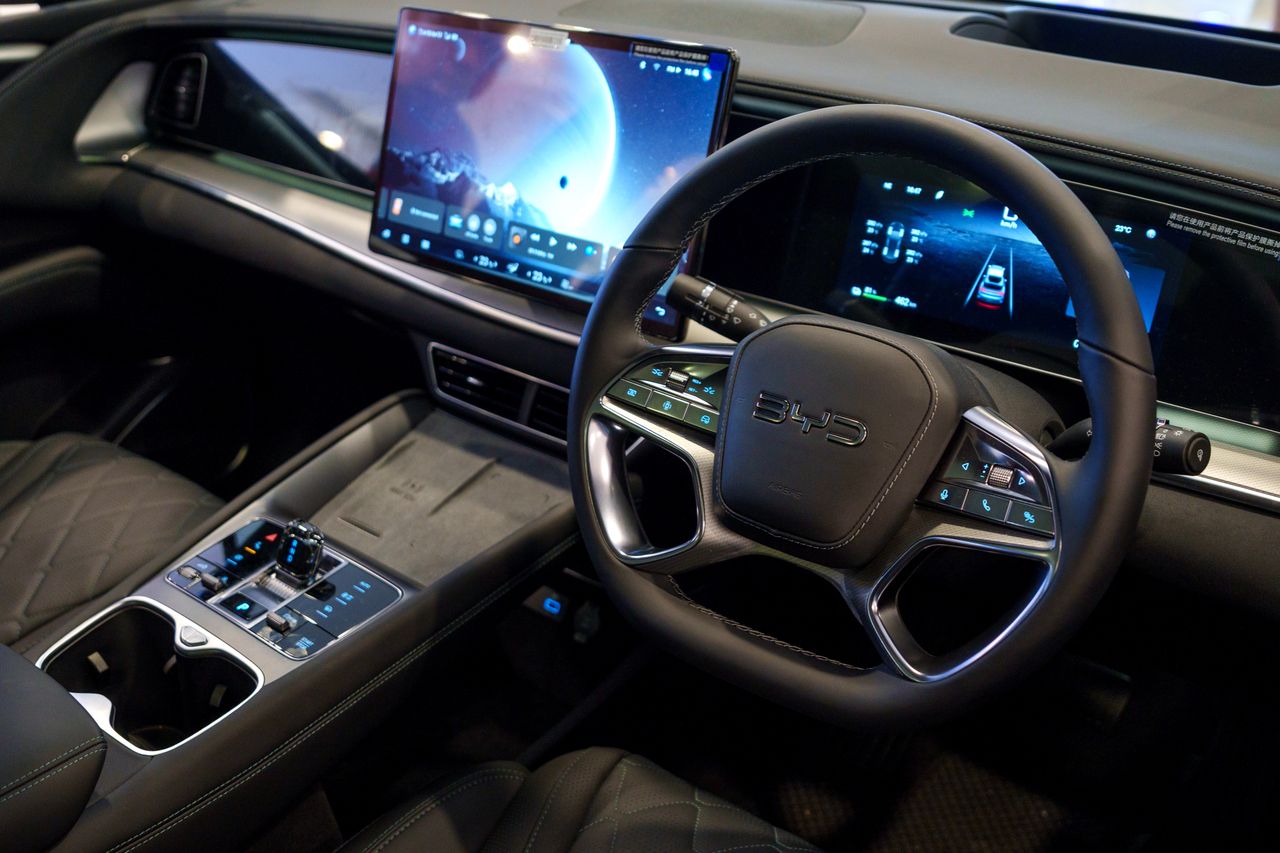 Chiny umacniają swoją dominację na rynku. Wzrost produkcji o 45 proc.