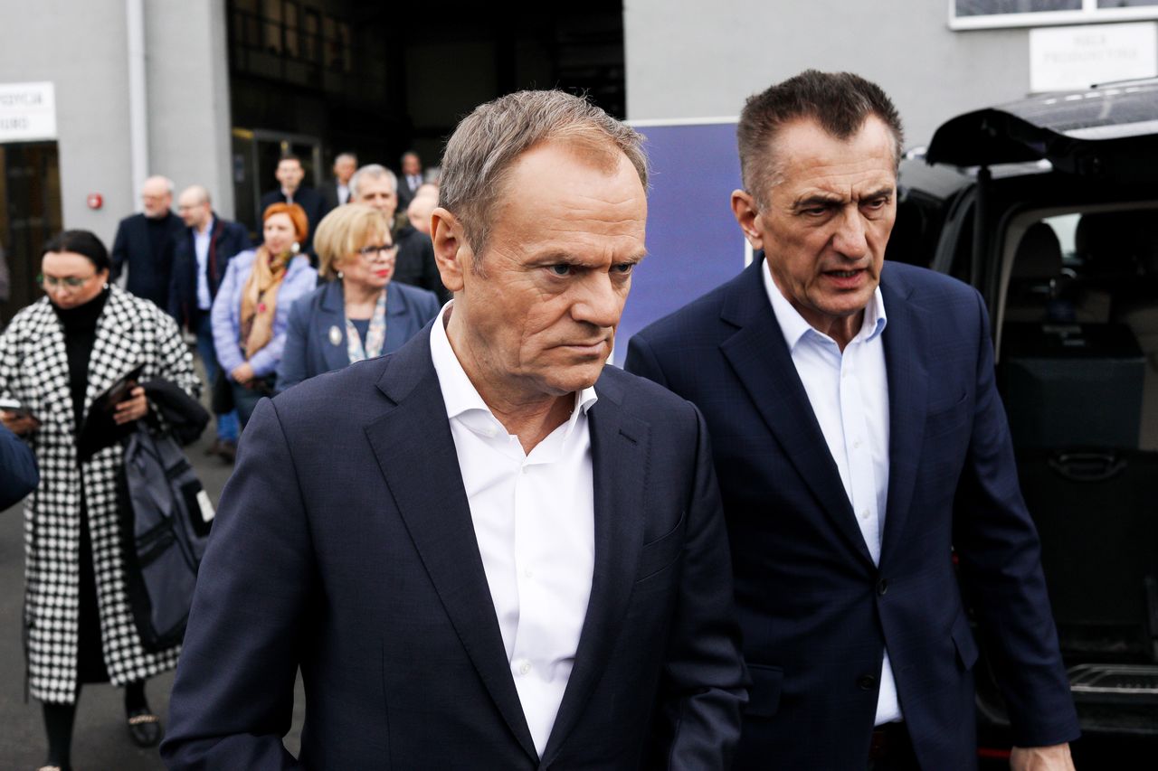 Oto podatkowe propozycje KO. Donald Tusk: chcemy spojrzeć Polakom w oczy z czystym sumieniem