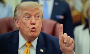Trump nazwał Wielką Brytanię "bankrutem", który "siedzi na złocie'