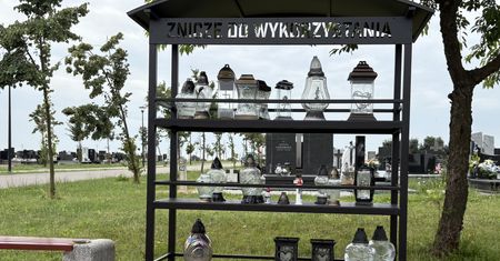Tuż przed 1 listopada: Lublin zachęca do "zniczodzielni", podsumowuje inwestycje na cmentarzach i przypomina o wyszukiwarce Grobonet