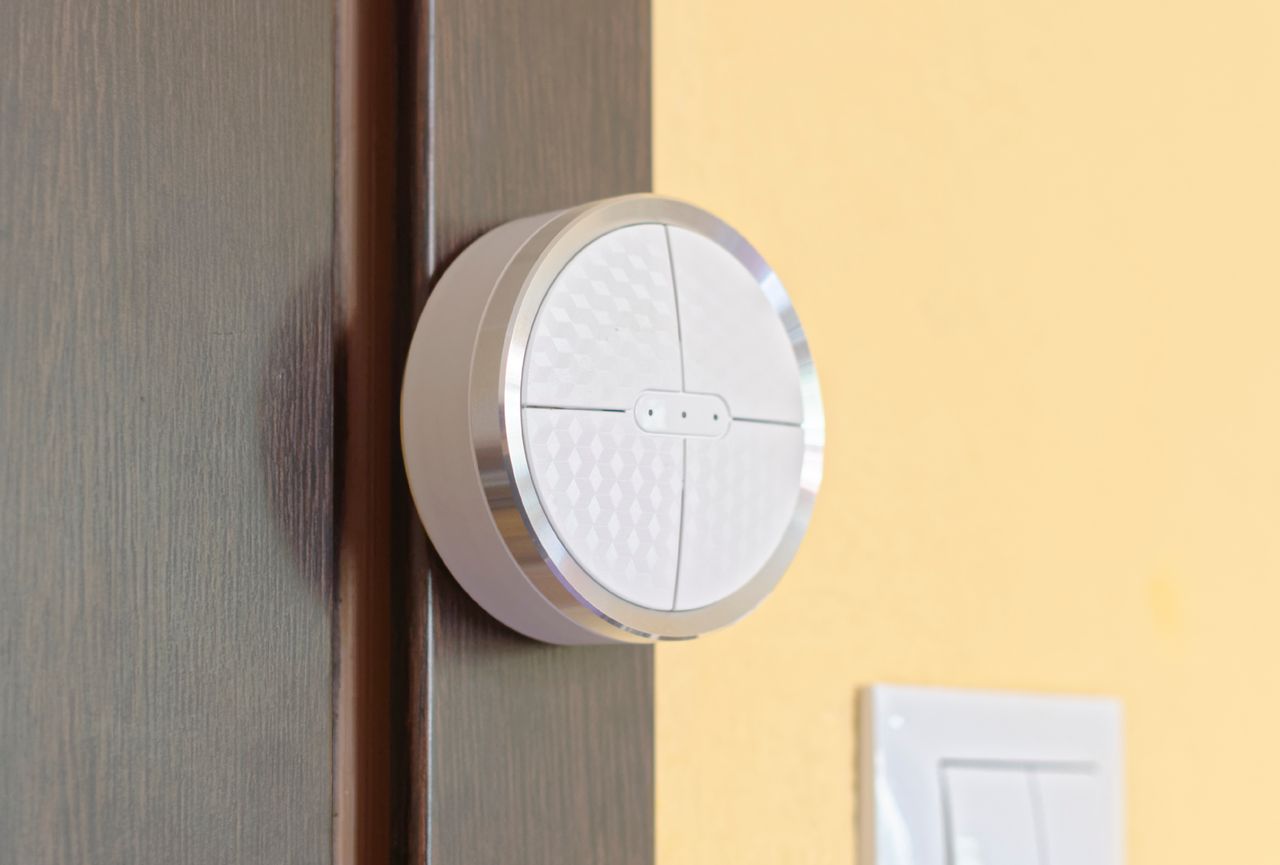 Smanos K1: jak łatwo zamontować i skonfigurować domowy alarm?