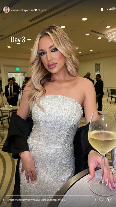 Caroline Derpienski bryluje w rezydencji Donalda Trumpa