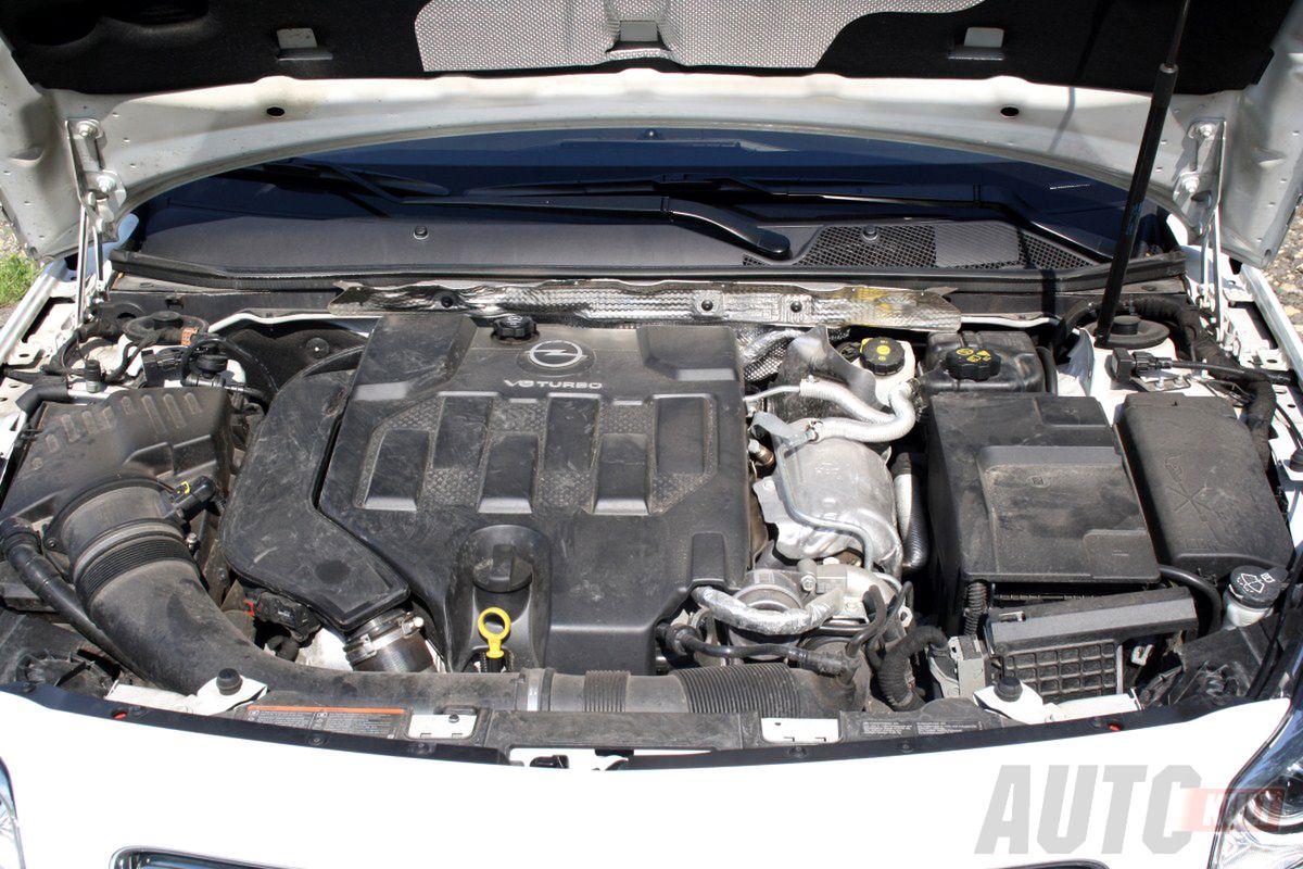 Opel Insignia Sport OPC Line