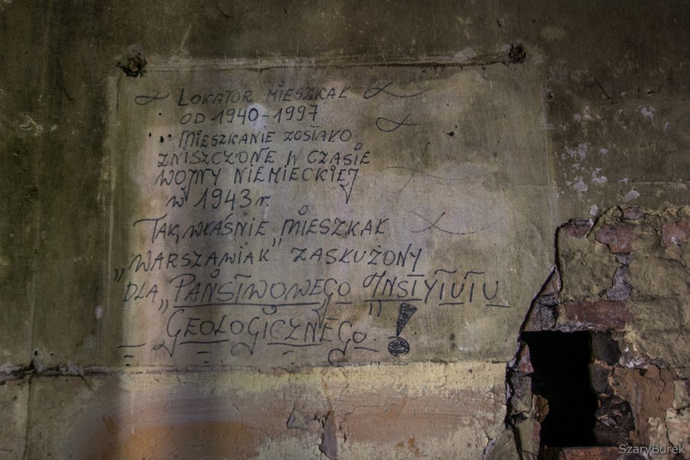 Warszawski urbex: Co znajduje się wewnątrz kamienicy przy Żelaznej 43? 4