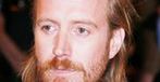 Rhys Ifans nieprawdziwym czarnym charakterem