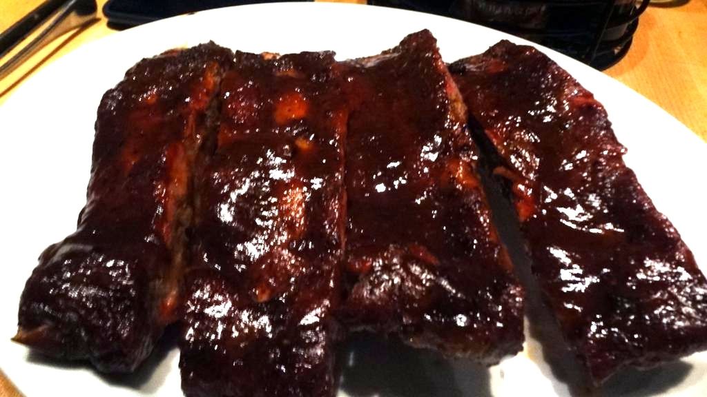 Duszone żeberka wołowe (mięso i tłuszcz, III klasa mięsa)