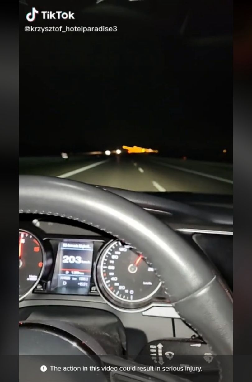 Krzysztof z "Hotelu Paradise" pędzi z prędkością ponad 200 km/h i nagrywa wszystko na TikToku