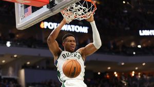 Szaleństwo w NBA! Rekord kariery i klubu - Giannis znów napisał historię