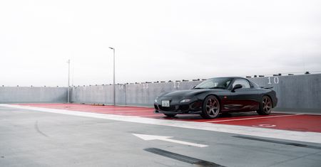 Test: Mazda RX-7 FD — przyczajony samuraj kończy 30 lat, ale jego legenda wciąż jest żywa