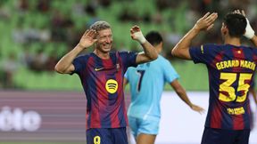 Barcelona rozbiła Koreańczyków. Gol Lewandowskiego, Szczęsny mókł pół godziny