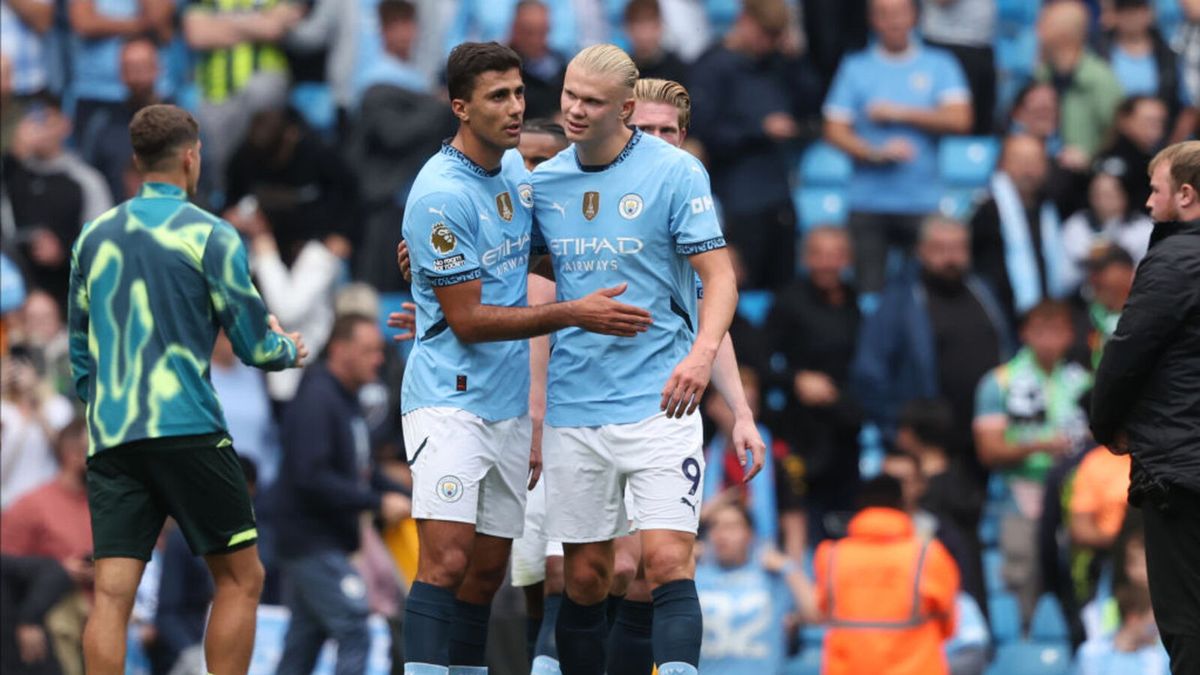 Zdjęcie okładkowe artykułu: Getty Images / Neal Simpson / zawodnicy Manchesteru City