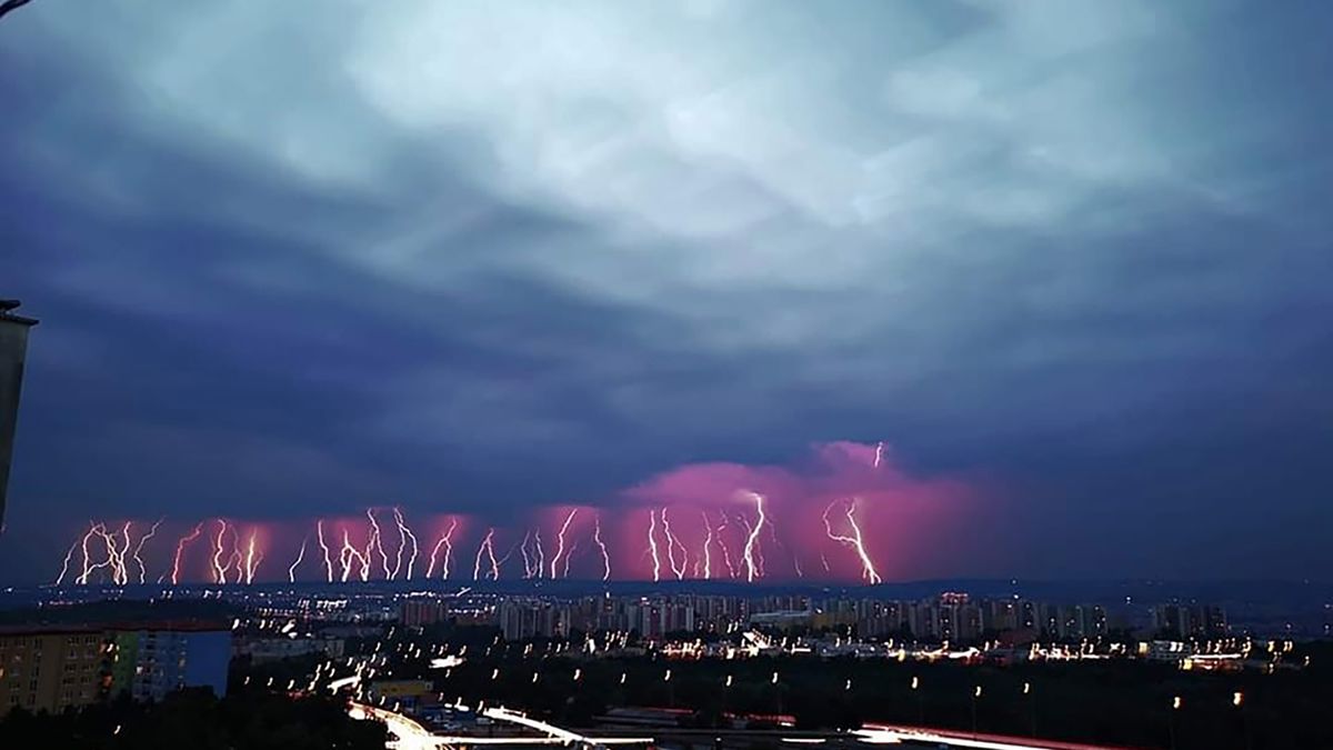 Zjawiskowa burza w Czechach. Dawno nie było takiego widoku 1