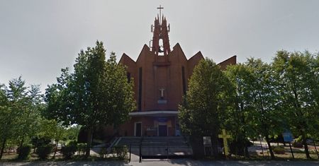 Zwłoki 20-latka za kościołem w Ostrowcu Świętokrzyskim