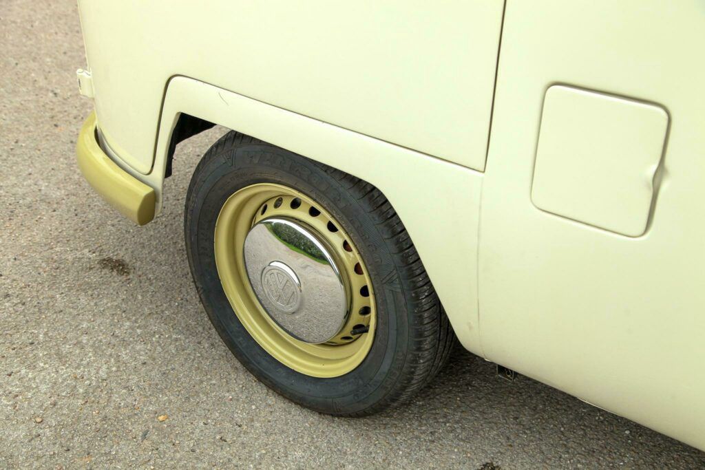 Volkswagen Type 2 "Splitscreen"