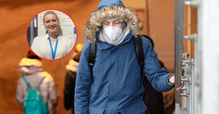 Zalewa Wielką Brytanię, atakuje też Polaków. "Są zmiany, jeśli chodzi o objawy"