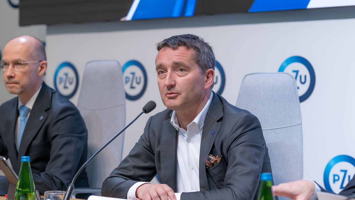 Artur Olech, p.o. prezesa PZU i Tomasz Kulik członek zarządu PZU odpowiedzialny za finanse